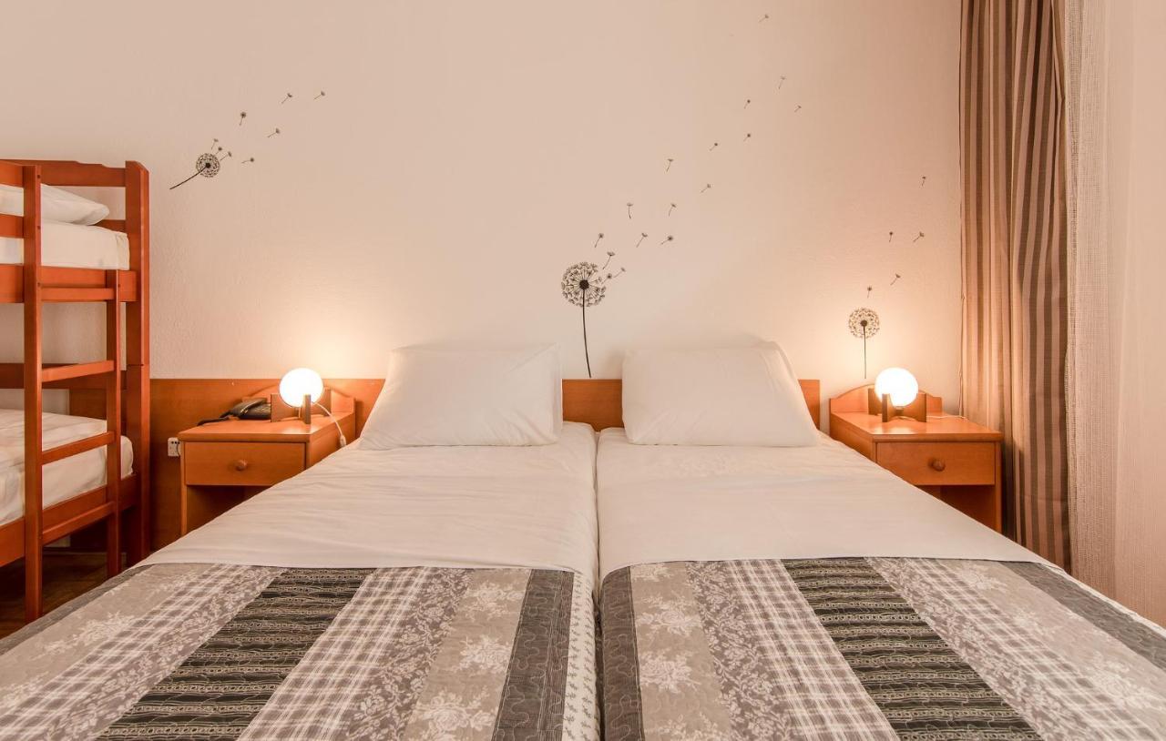 Hotel Barba Starigrad Paklenica Dış mekan fotoğraf