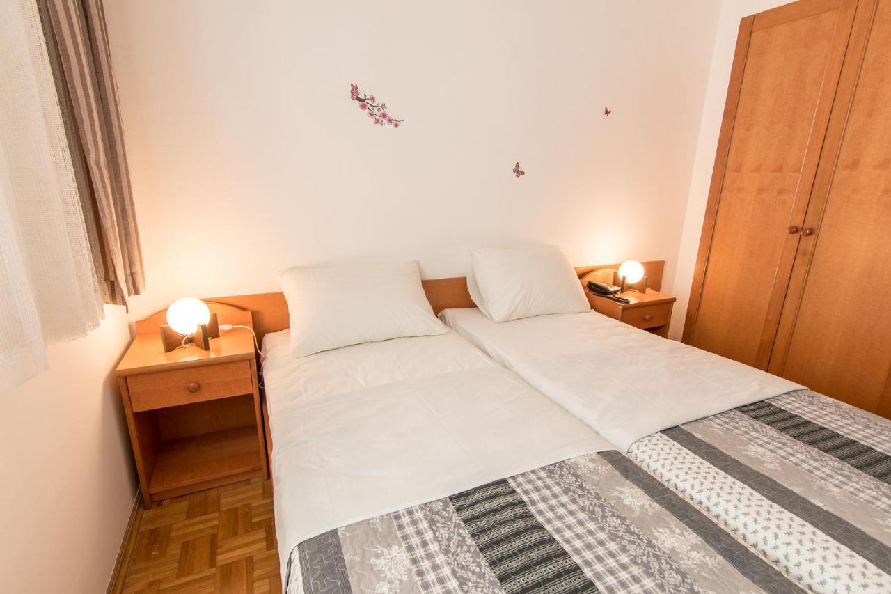 Hotel Barba Starigrad Paklenica Dış mekan fotoğraf