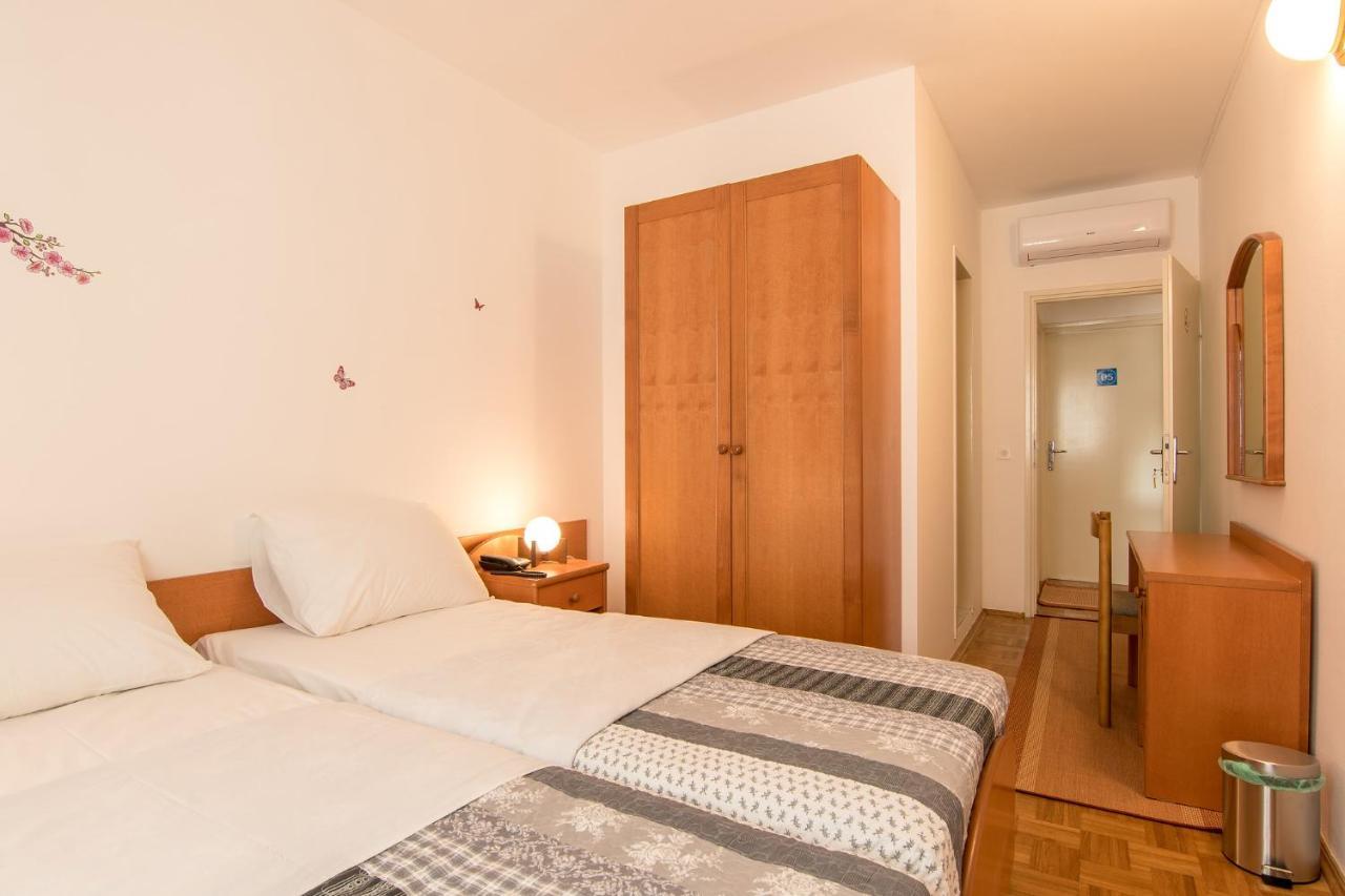 Hotel Barba Starigrad Paklenica Dış mekan fotoğraf